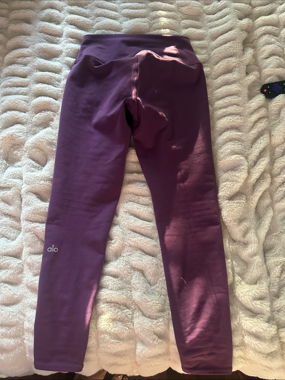 ALO Yoga Women’s Plum Airbrush Stretch Leggings Size Small 25” inseam